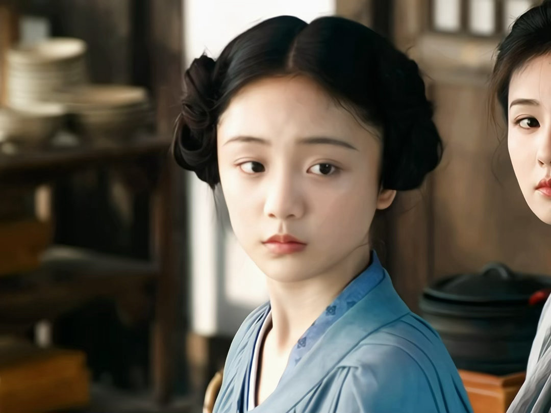 莫离青霜的演员才15岁白鹿叶璃第二人格是15岁童星演的 我愿称青霜为年度最让人心