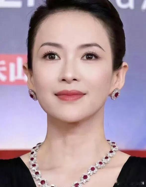 伤官男少数需要磨合的“不旺”食神女场景如果完全不做相处调整，也可能出现反向消耗的