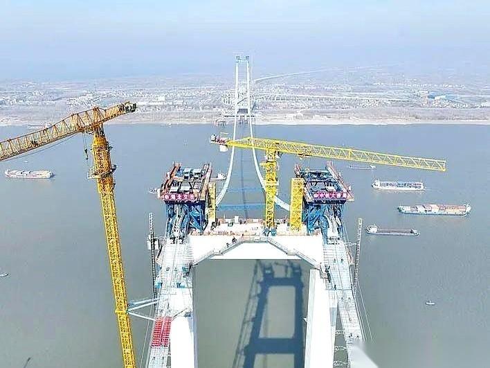 1个半小时，直接干到5分钟。
你敢信？
一座桥，直接把两个地方的距离，从“吃顿饭