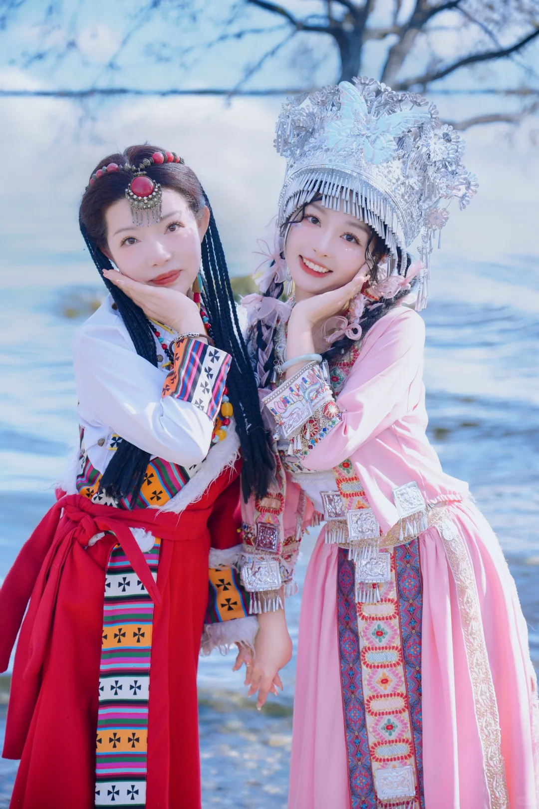 藏服+苗服 | 母女变“闺蜜”，大理旅拍太绝啦