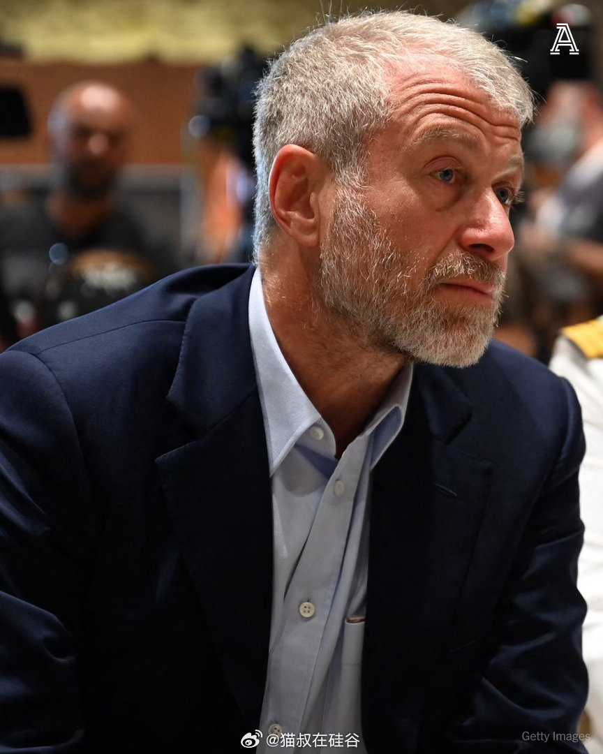 阿布要和英国政府硬扛罗曼·阿布拉莫维奇计划通过成立一个新的慈善基金会，与英国政府