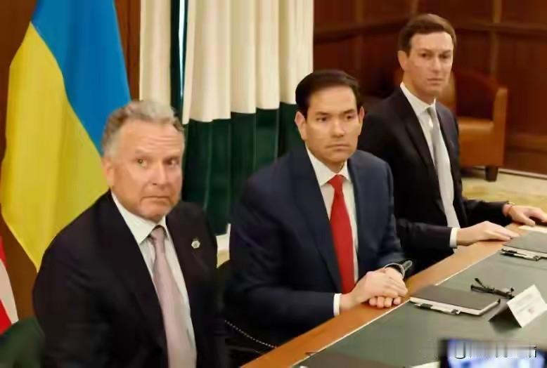 俄乌和谈闯深水区：双方连让关键步，6月成美国定的最后期限
 
俄乌冲突已迈入谈判