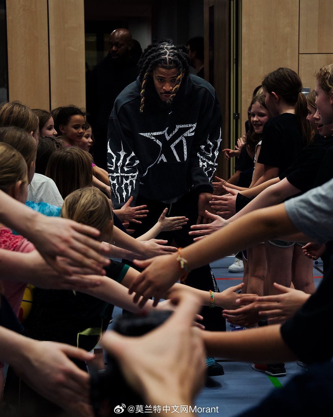 Nike官方： Here to hoop！ 莫兰特