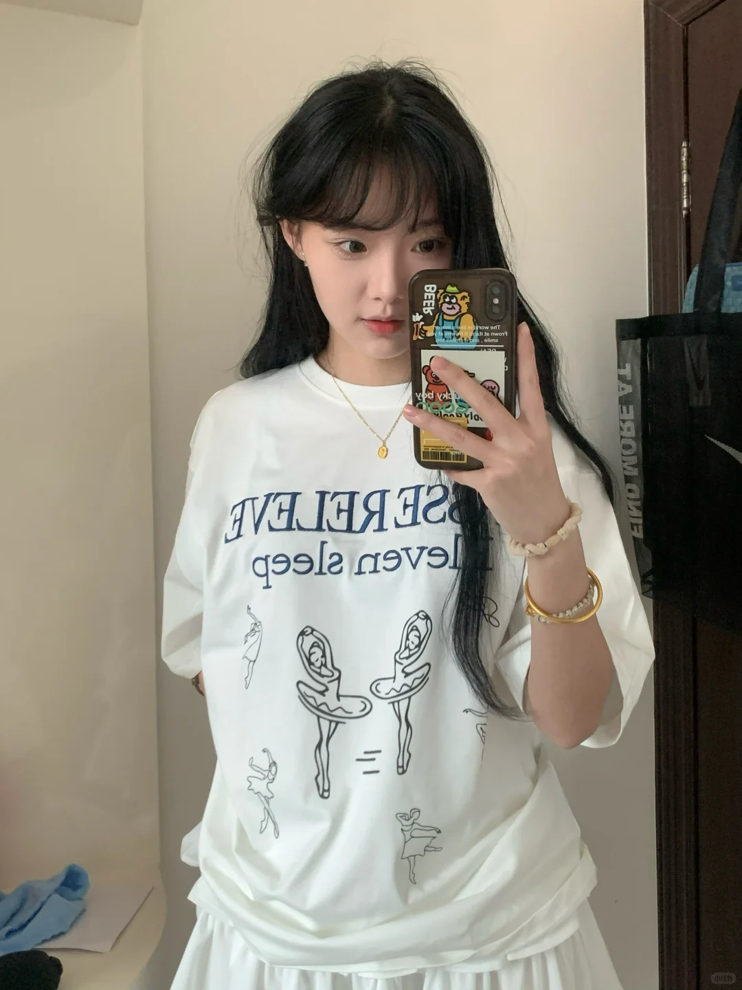 翩翩起舞