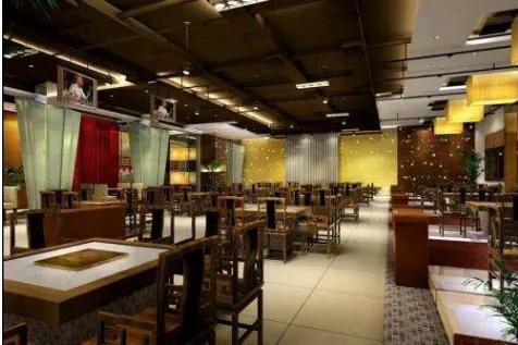 当前武汉餐饮业要舍得以降价换市场！今天去一家品牌餐馆吃饭居然成了唯一的消费者，服