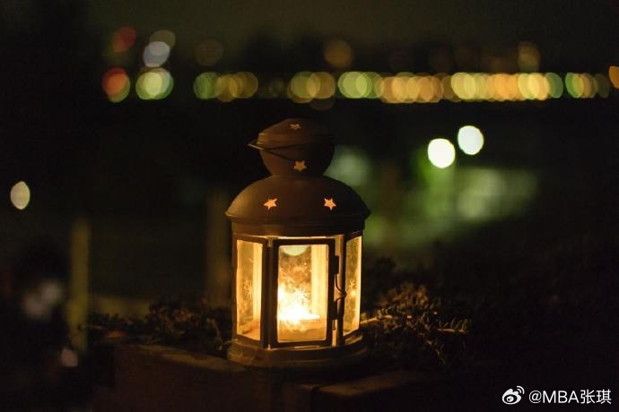 生活不会是一直美好的，但是那些挣扎可以让你变得更坚强，那些改变可以让你变得更有智