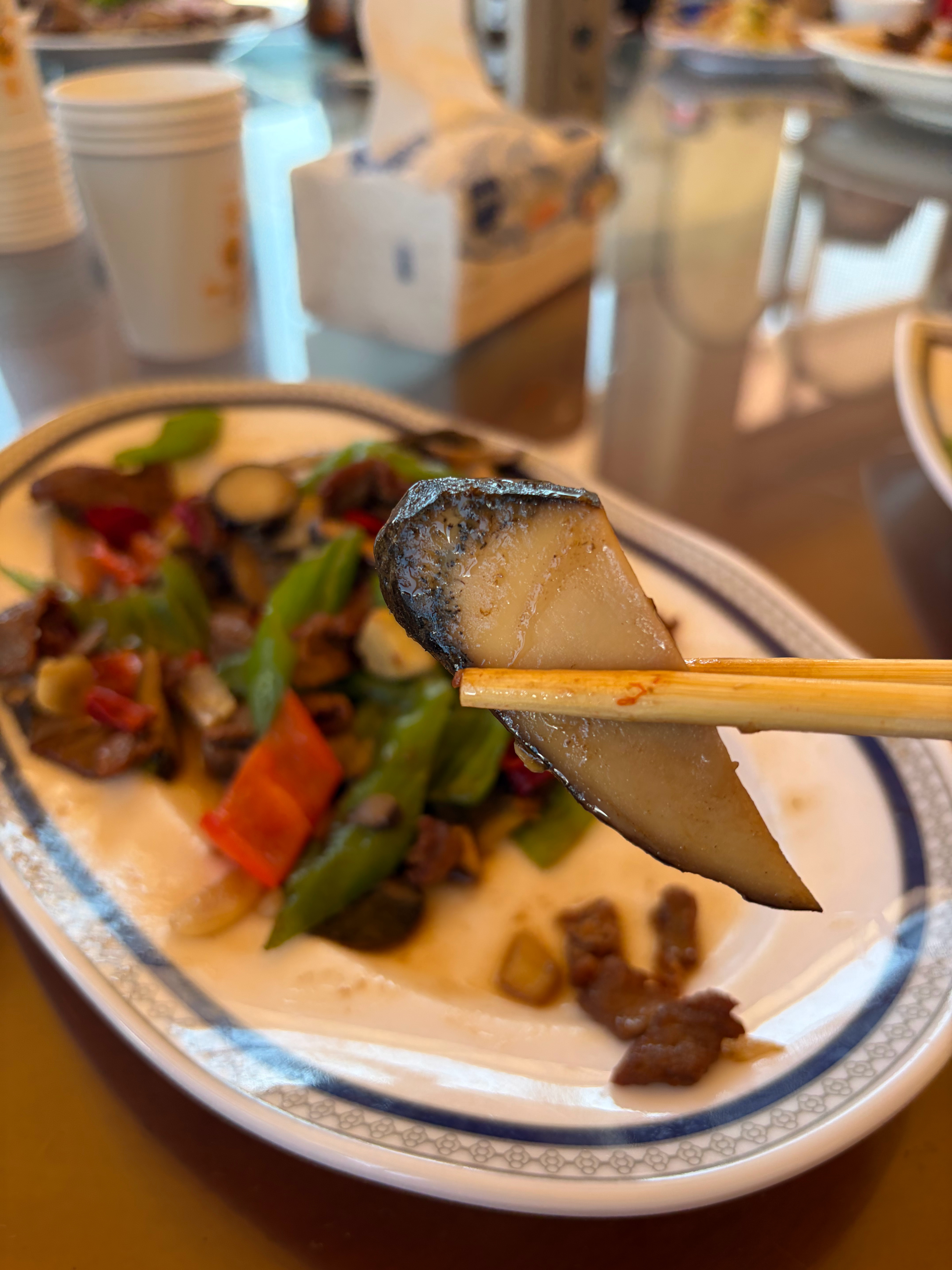 谁知道这是什么蘑菇呀？好好吃！脆脆的！红烧小狮子头佑酱的日常 阿勒泰