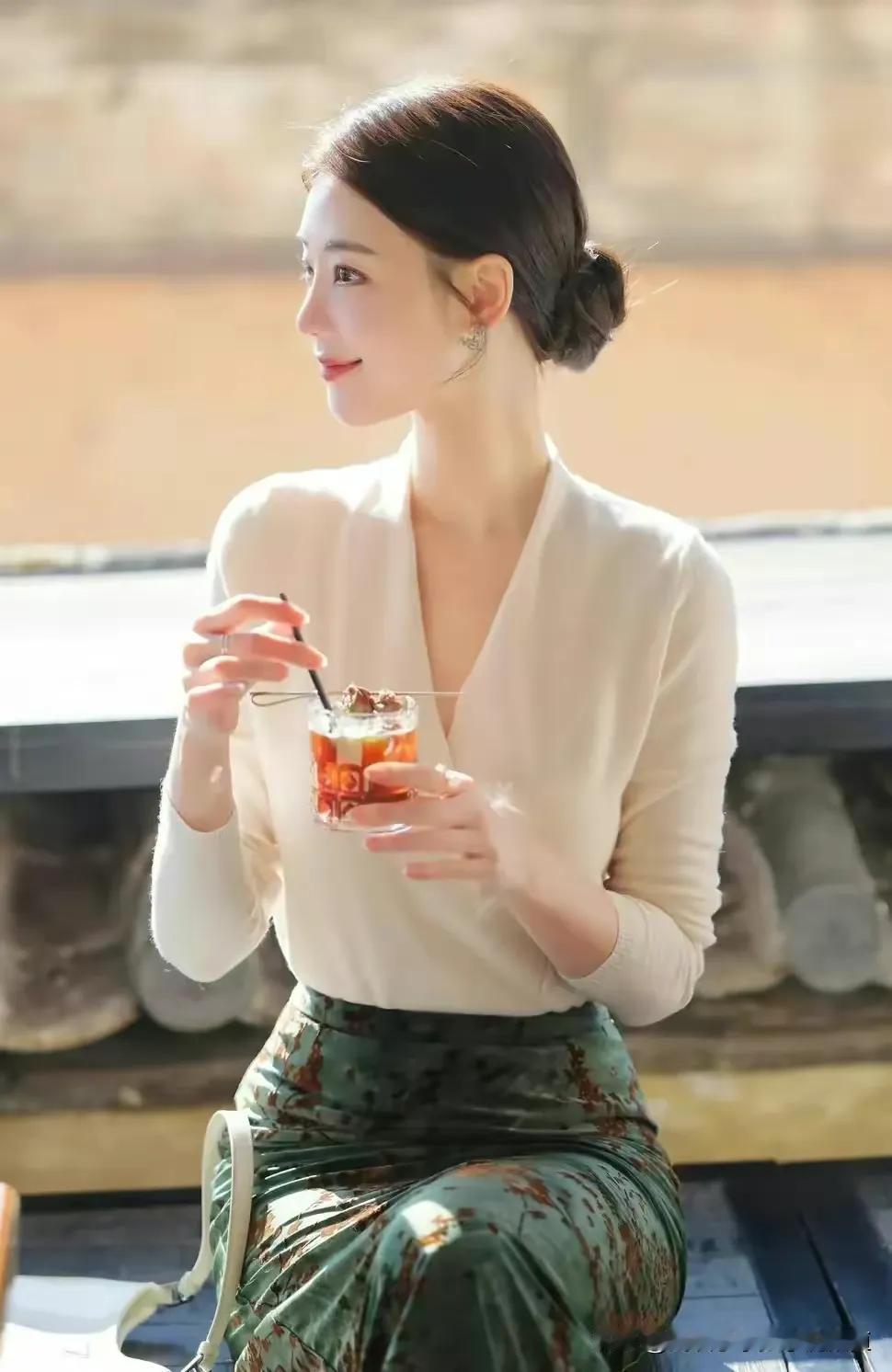 绝版气质美女