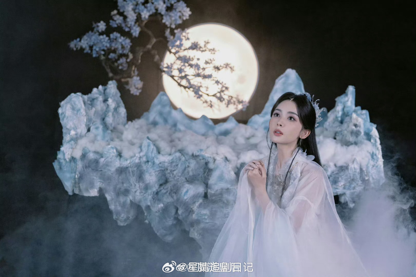古力娜扎和迪丽热巴嫦娥仙子造型 ​​​