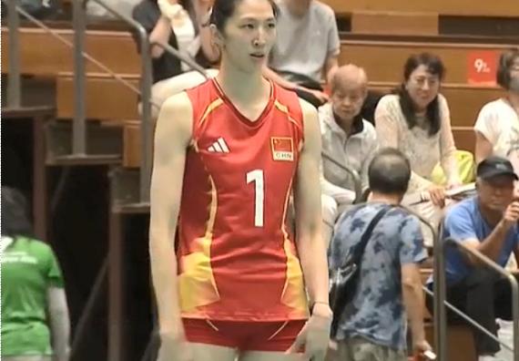 中国女排首局25-18胜哈萨克斯坦，吴梦洁完美爆发是关键
北京时间9月18日，亚