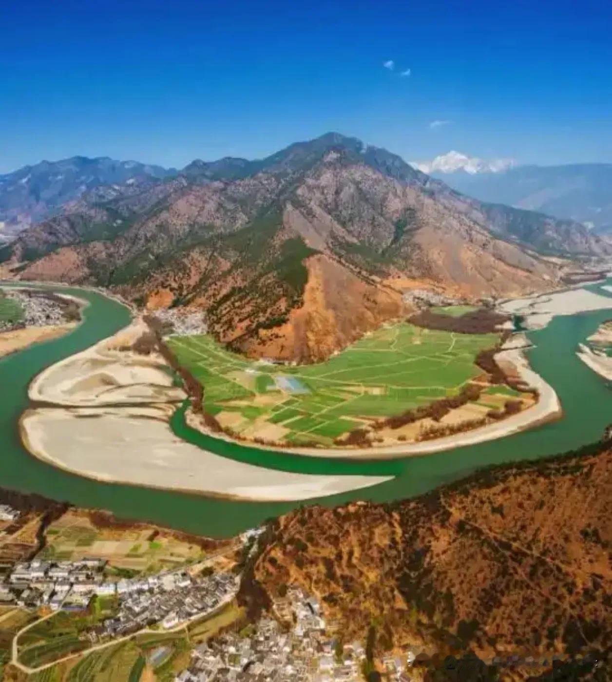 国家出手，画了一个“圈”

你是否曾梦想过，用车轮丈量祖国的辽阔边疆，看尽从雪域