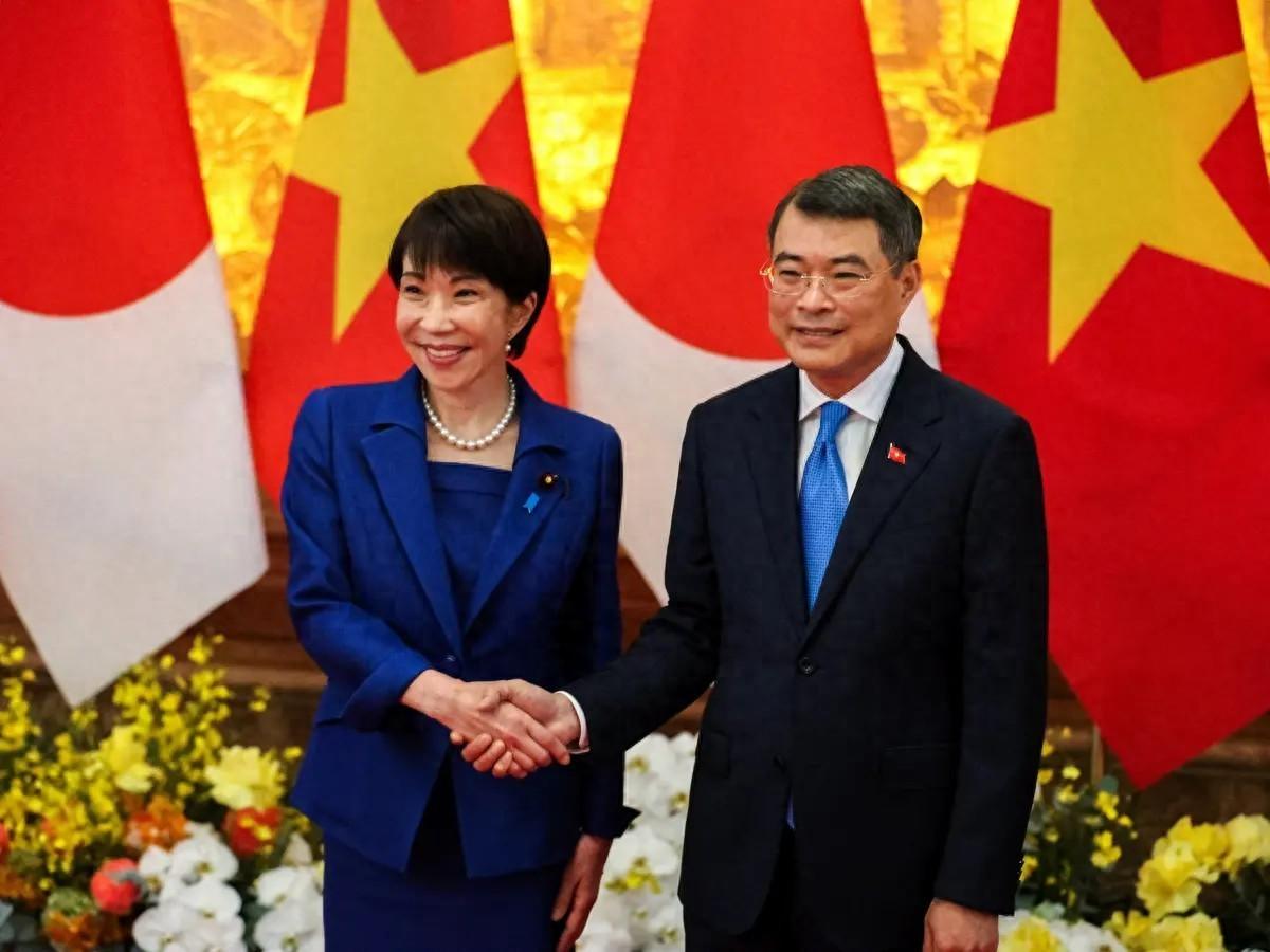 美国几十年没搞定越南，日首相高市早苗偏要碰硬，首访就直奔越南

美国花了几十年时