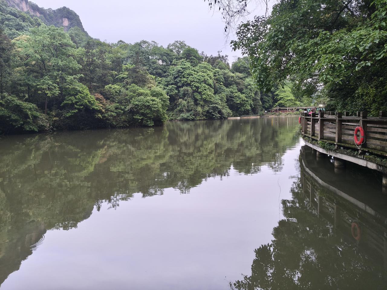 你有没有一个人，不联系，却想念了很久很久
 
你有没有一个人，
不联系，却想念了