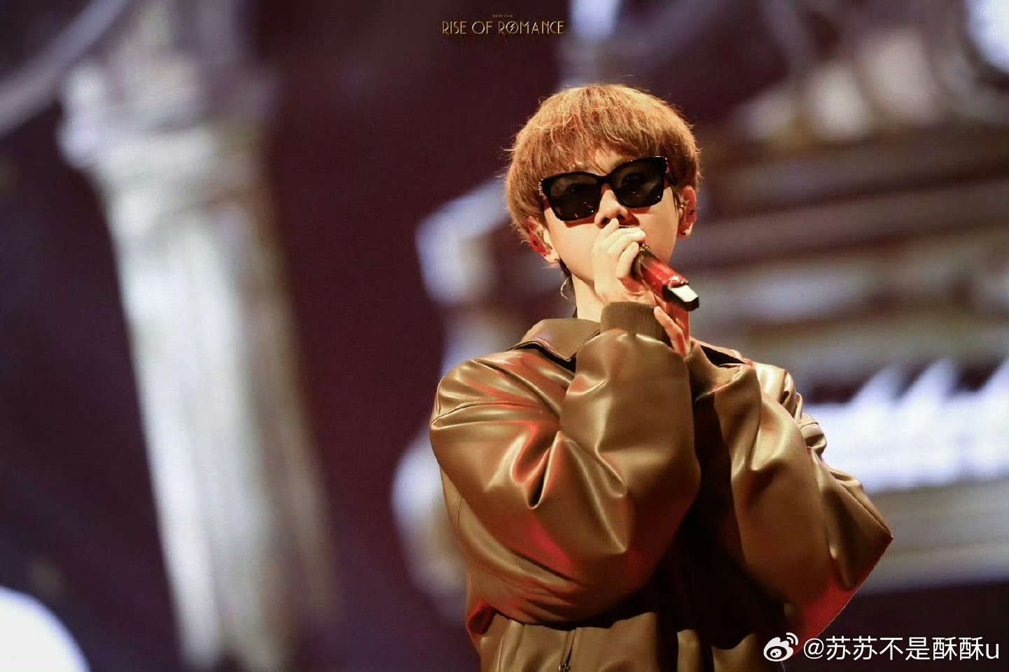 汪苏泷世巡纽约场上座率 开票秒空、紧急加场，纽约场依旧爆满！全场灯海与大合唱太燃