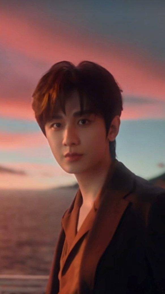 成毅绽家首位品牌全球代言人 嘿！我在星品影响力上邂逅了一个疯狂心动的星品——