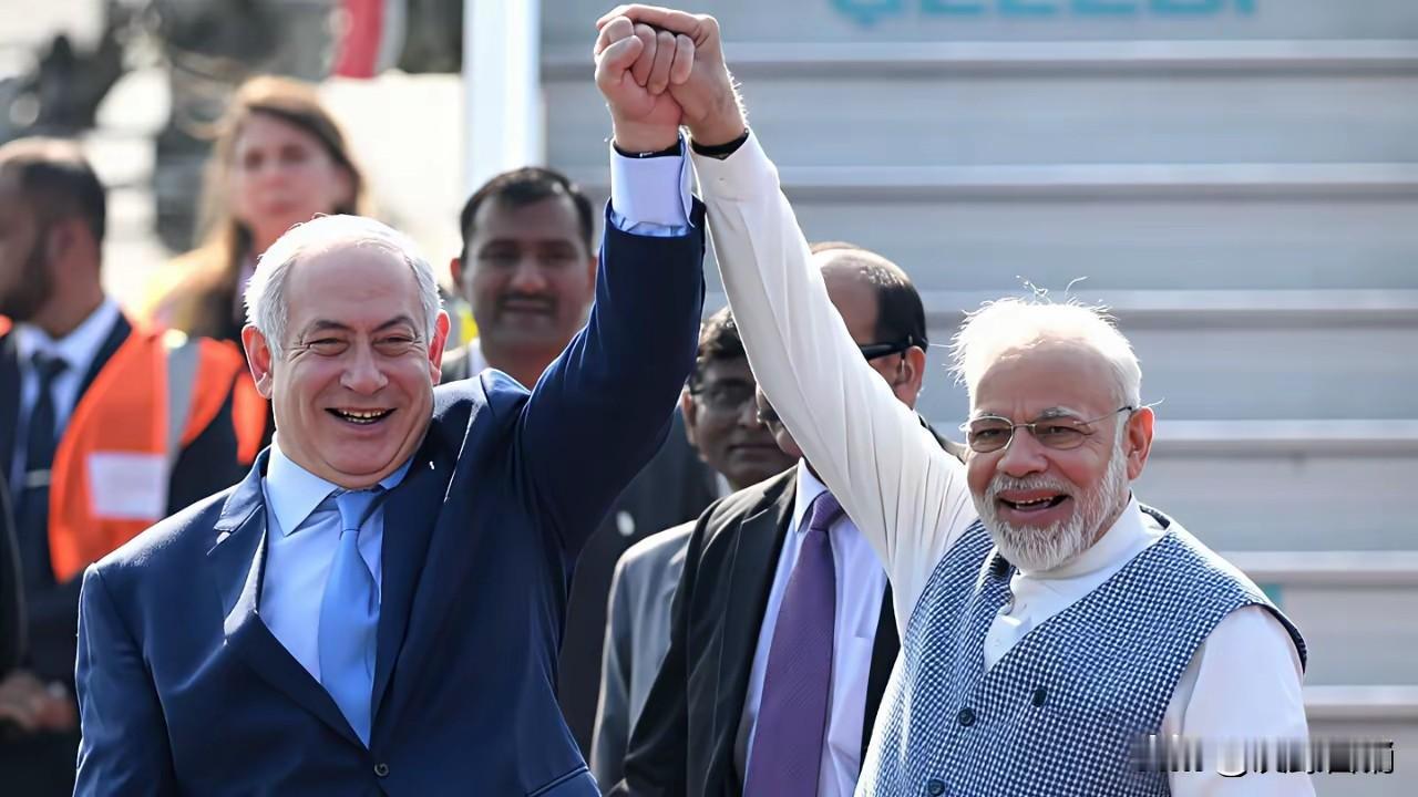 印度与以色列为伍，那它是不是失去中东呢？

莫迪说他是政治家，是高估了他，他也就