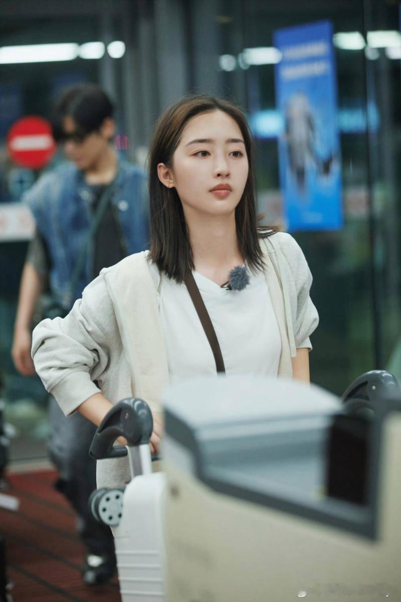#周雨彤 陈好#就是说，果然除了第五季的《花儿与少年》，每一季都是腥风血雨啊！没