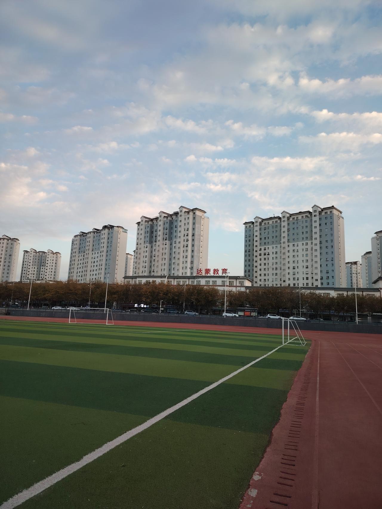 村山富市曾如何看待中日经济合作 村山富市是“中国人民的老朋友”，他对中日经济合作