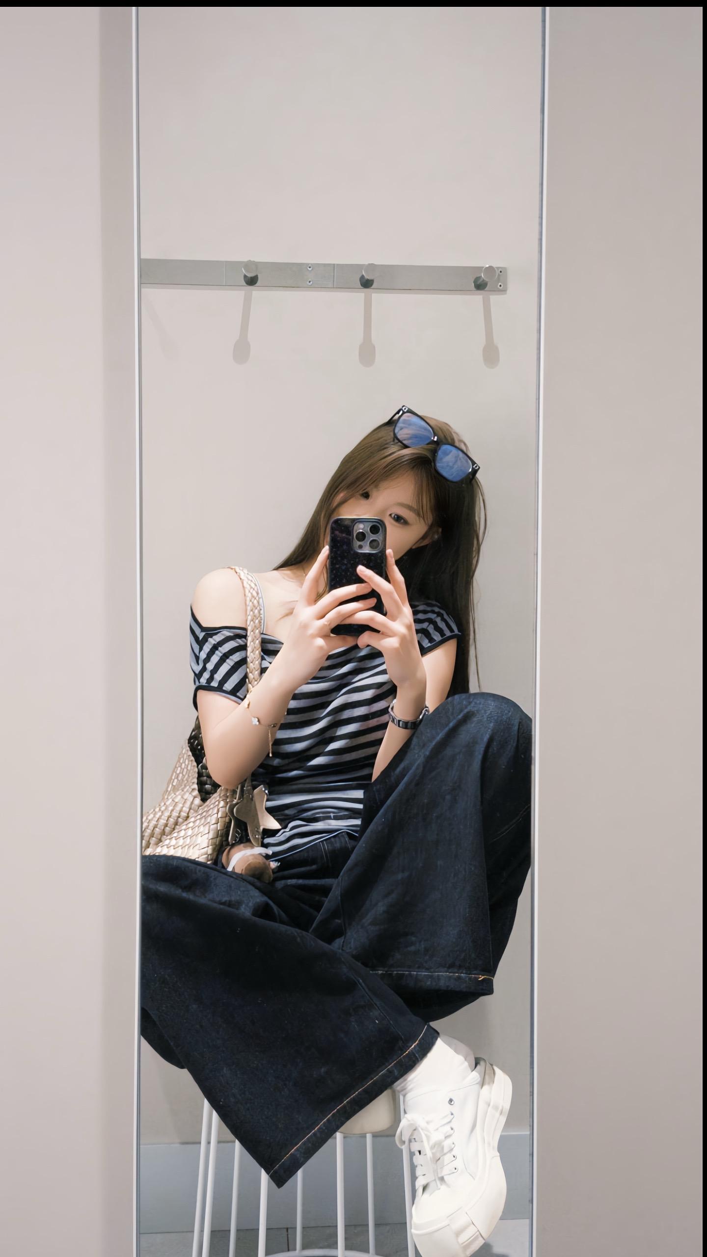 心事人人都有 生活一如既往 对的错的都在慢慢接受