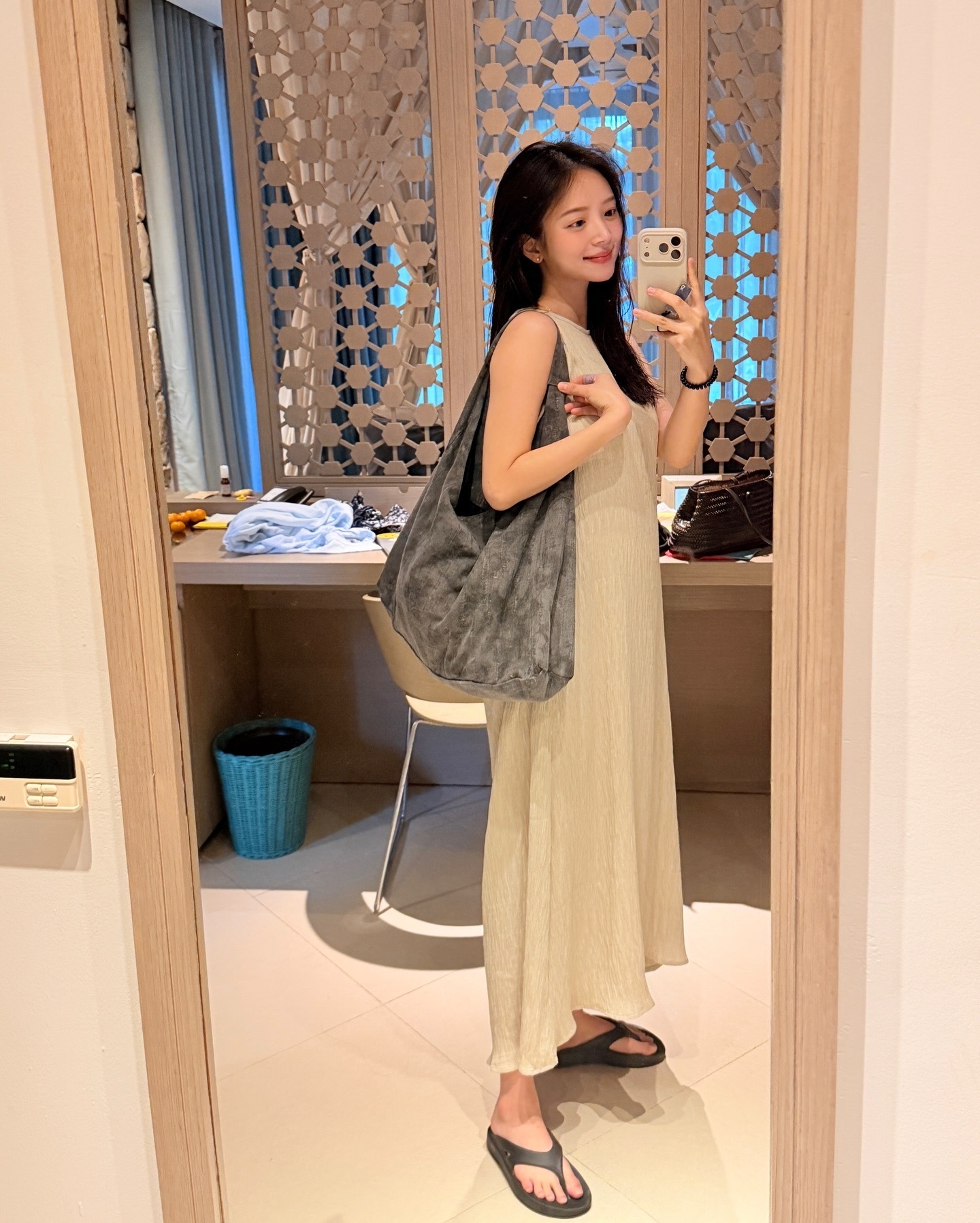 怀孕后越来越美金智英度假照 