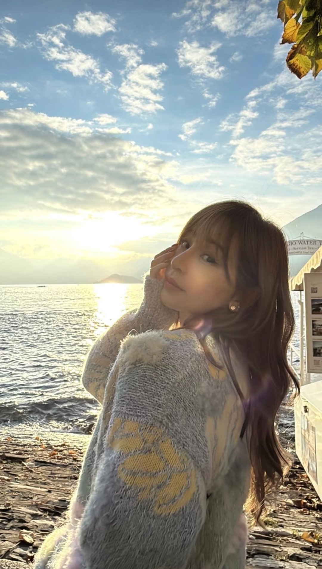 王心凌海边的一组图片～ 