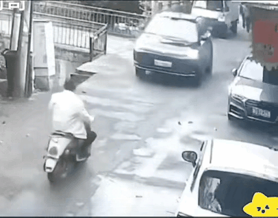 这是咋了？
你真厉害！你是爷，我这样行吗？不就是开了个破车吗？有啥了不起，到胡同