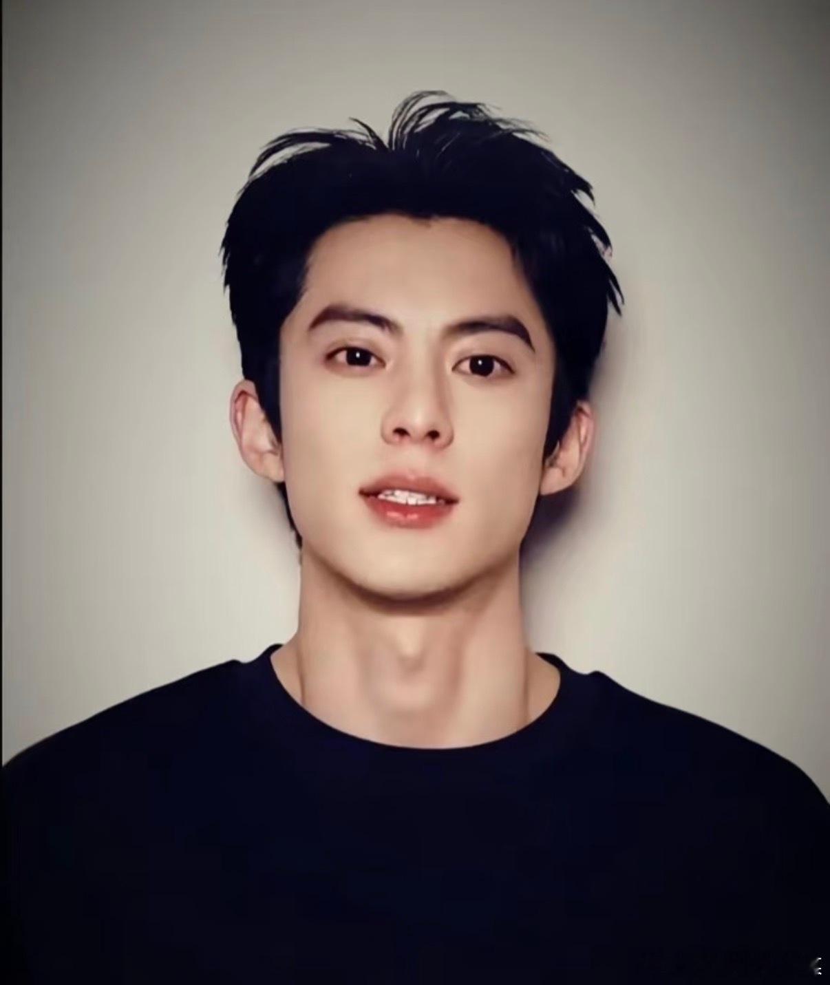 王鹤棣官宣湖南跨晚湖南卫视跨年演唱会湖南卫视跨年第三波阵容 棣棣主打一个从容？我