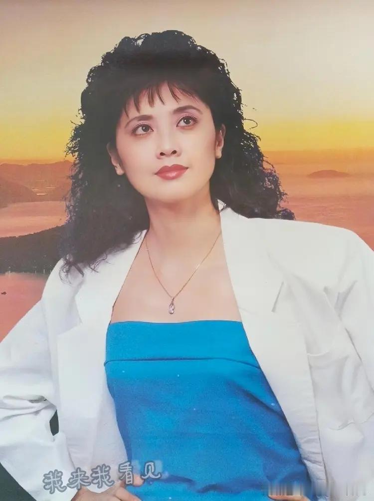 中国内地有许多让人念念不忘的女明星，那个年代没有滤镜，医美，她们的美各有风骨，