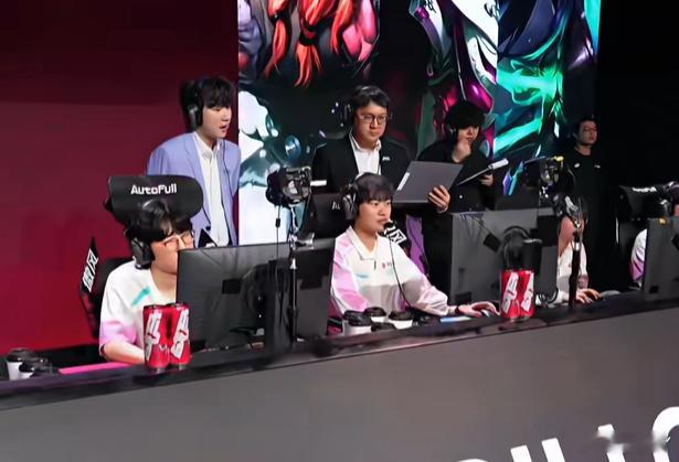 Bin是对的，呼吸哥没赢过就算了，还只赢过三个小局，三次被3-1，其他六次都是被
