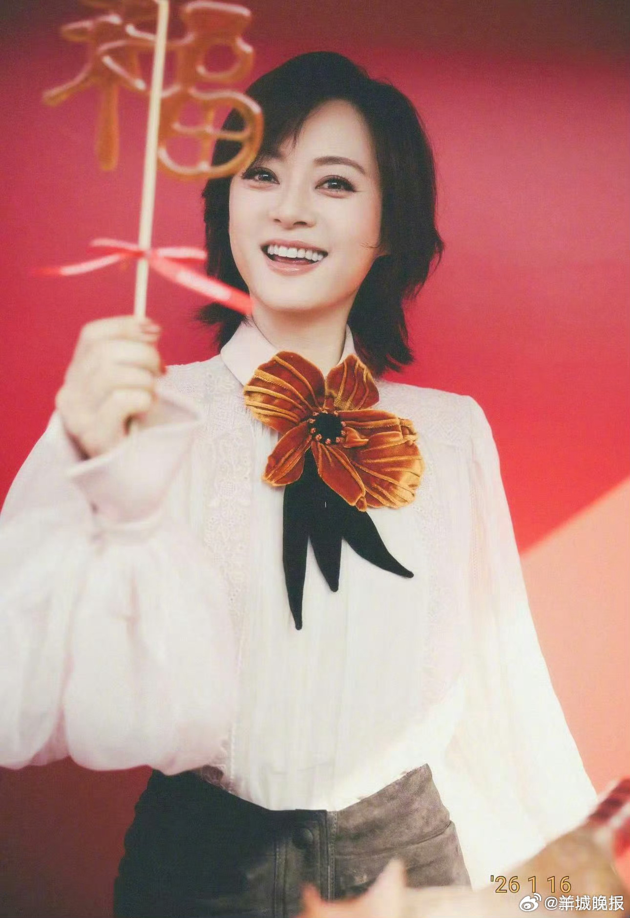 【好想吃Ta手中的糖画】当糖浆绘制出一幅幅精彩的图案，新春的快乐也在无限漫延。你