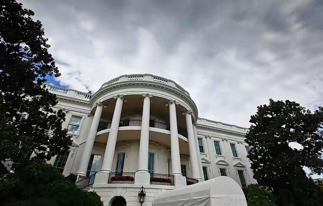 扎心！墨西哥送92名毒贩讨好美国，特朗普转头就挥屠刀，这次不是在海上而是盯上了陆