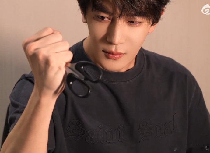 于正选角从来不是看流量于正谈金吾不禁选角于正这选角逻辑太戳了！不看流量看适配度，