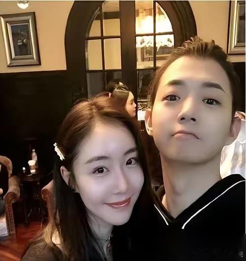 你支持霍尊靠才华弥补过错吗 不支持霍尊复出。他有什么才华？不过是唱了几首歌而已，
