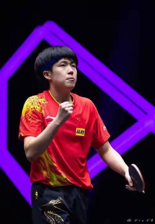 北京时间4月9日，日本乒协公布伦敦世乒赛备战名单，张本智和之父张本宇正式入职日本