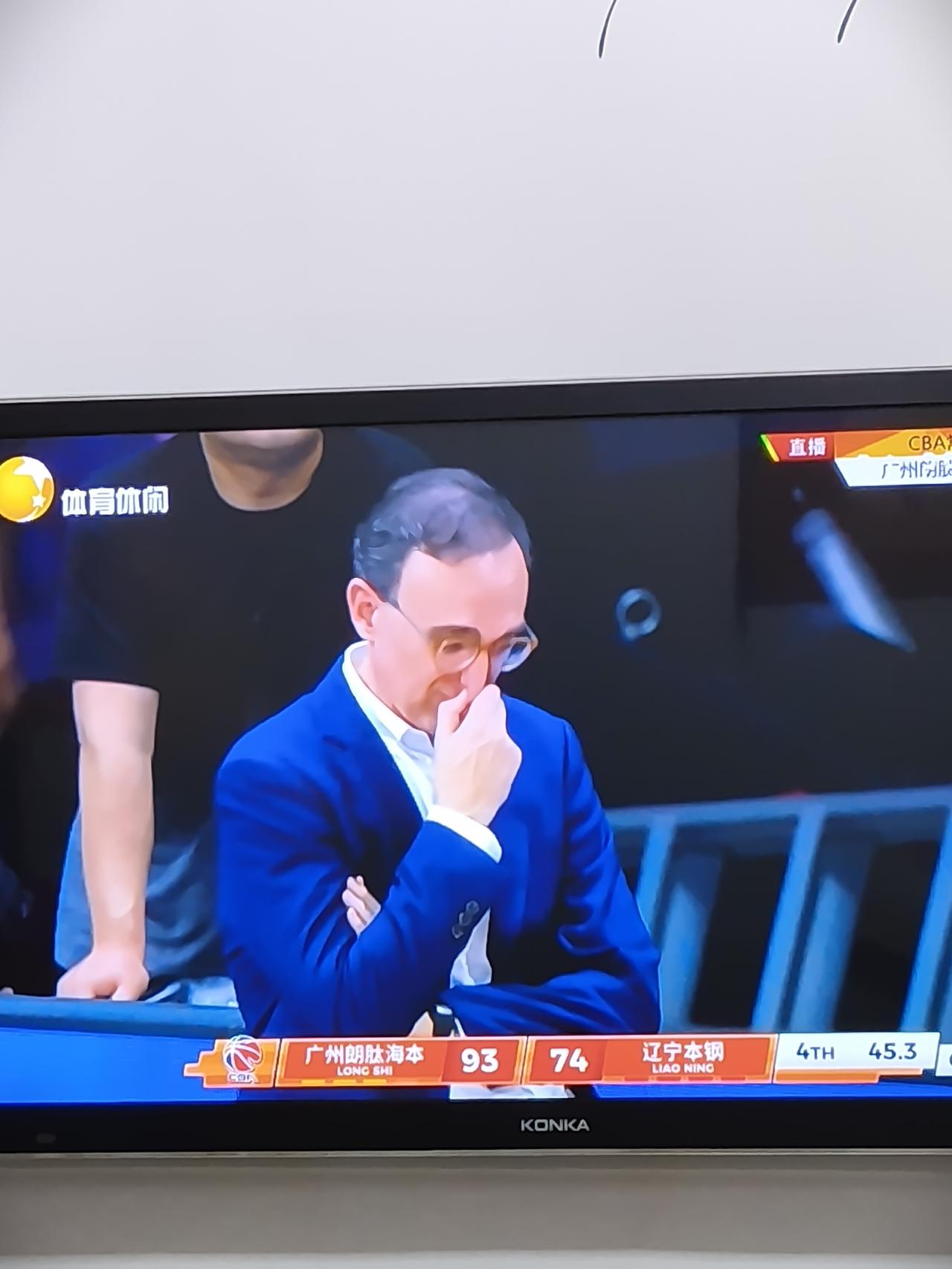 目前辽宁队的实力，发挥好了中游偏上的水平，发挥不好刚刚好是中游水平。外界只是本能