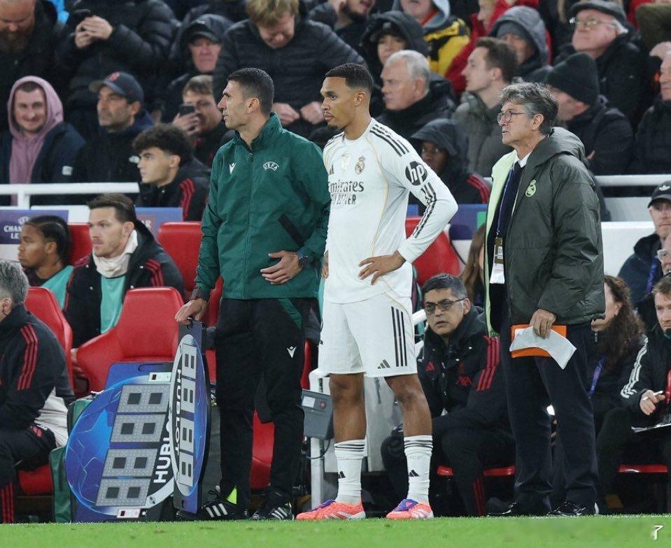 贝林厄姆谈安菲尔德球迷对阿诺德发出嘘声：“球迷的嘘声并不代表他们对他的真实评价，