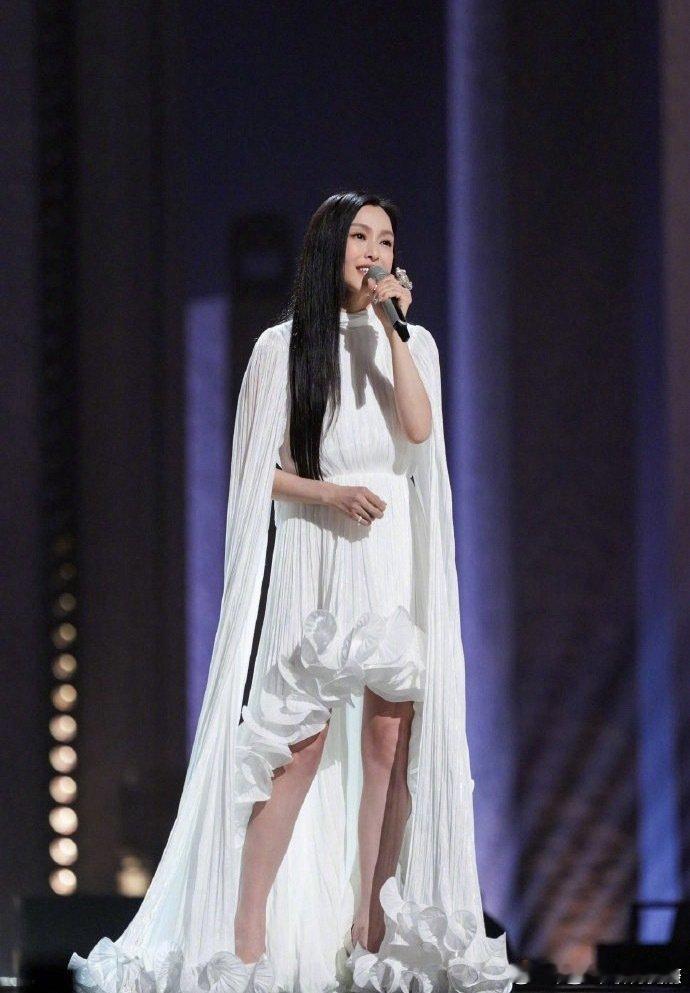 乘风2026三公助阵师姐名单乘风2026浪姐师姐帮帮唱提前到三公了！王霏霏、孟佳