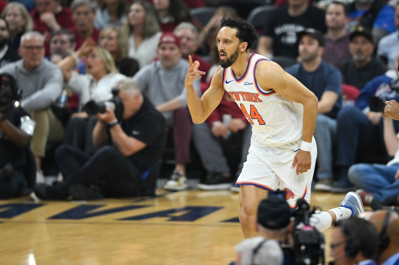 flasportsbuzz报道，兰德里·沙梅特、安芬尼·西蒙斯和昆汀·格莱姆斯都