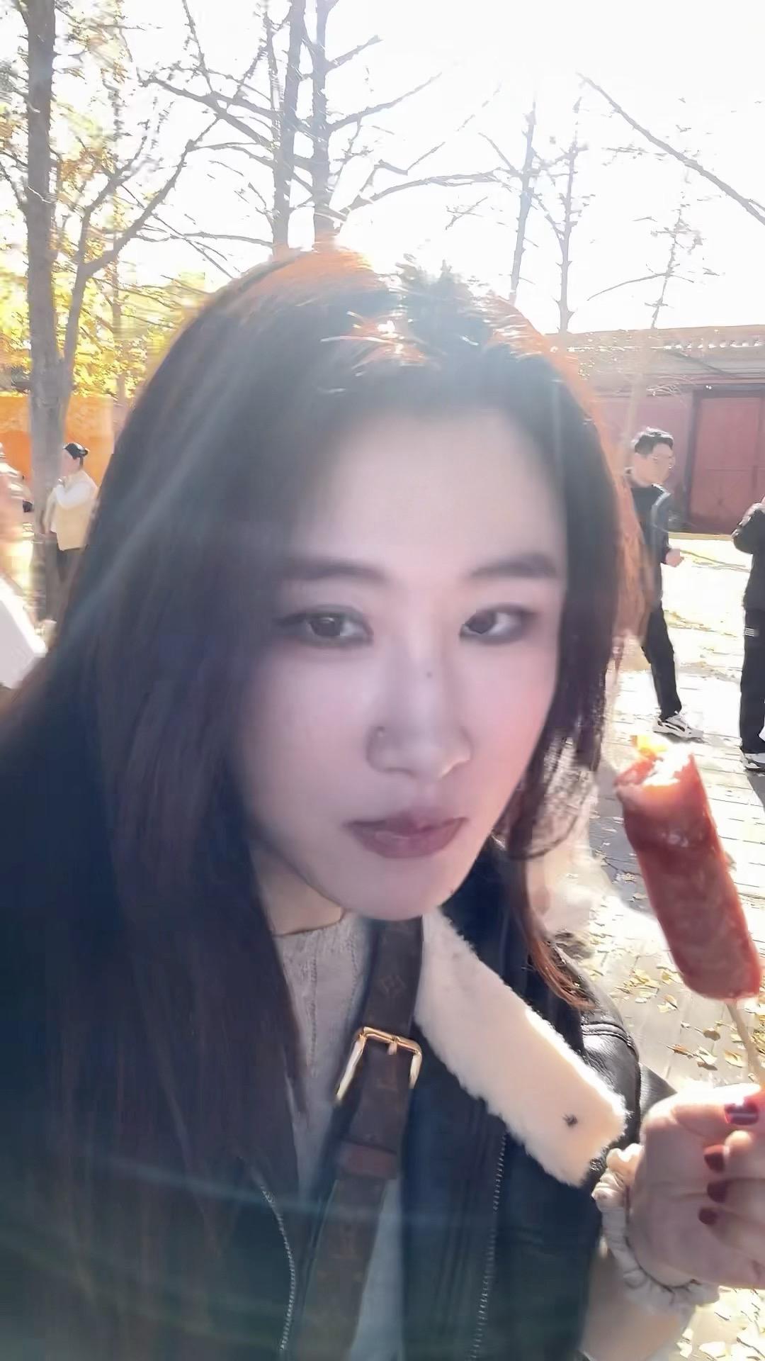 “在没有标准答案的时候 我做什么都是对的 因为是我为我的生命在买单”