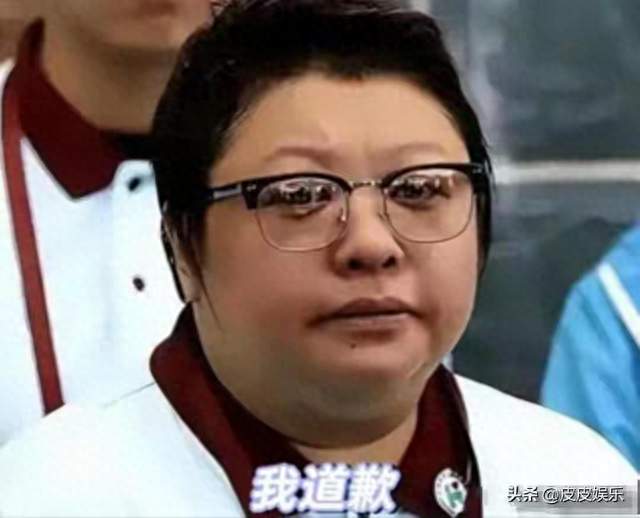 韩红风波没完了！文件曝光、被故意抹黑，一个动作让黑粉红了脸