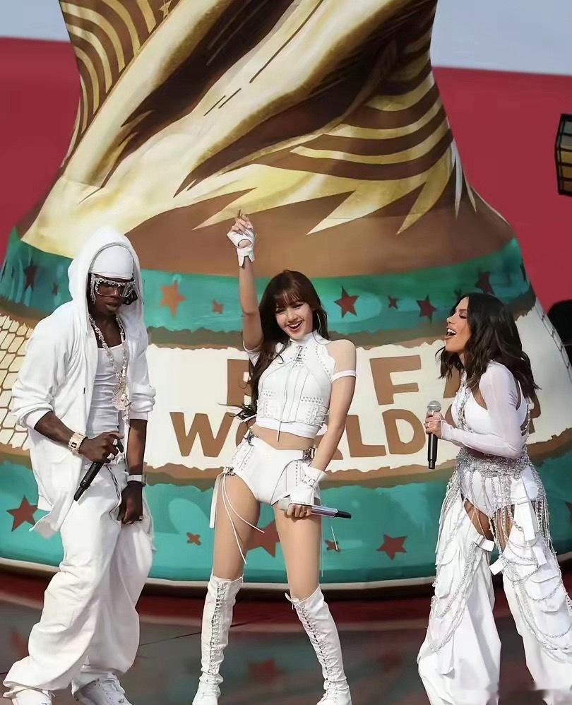 韩国网友批Lisa世界杯开幕式歌曲低俗韩国网友都在说Lisa世界杯开幕式歌曲低俗