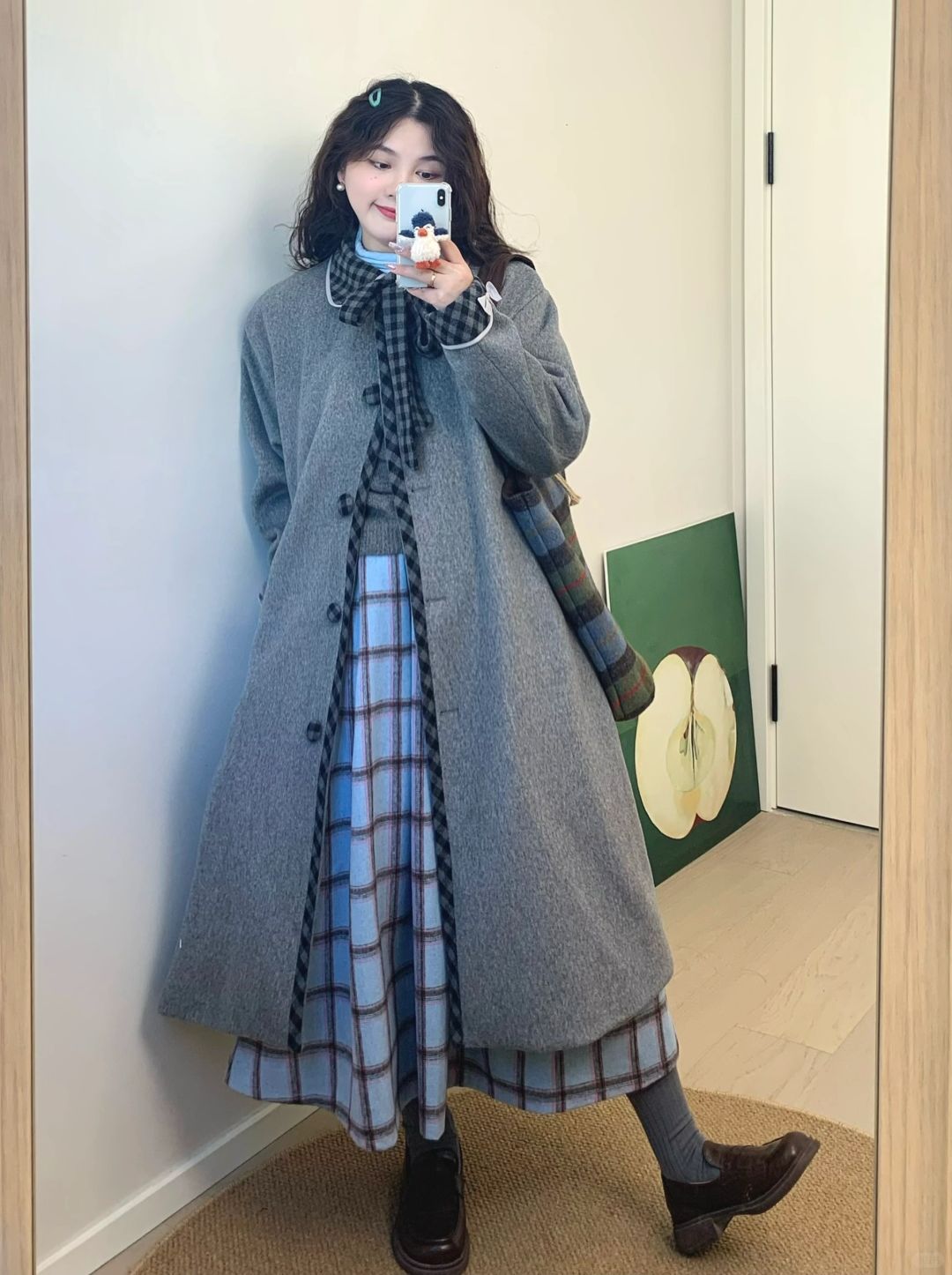 🧵｜蝴蝶结大衣和清新蓝格裙～