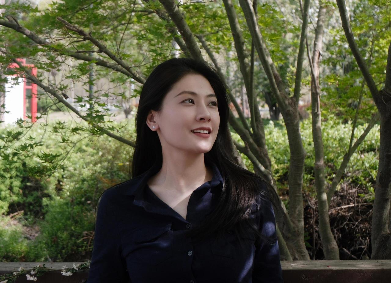 努力这件事，安静做就赢了
 
总有人急着要结果，还没开始就焦虑能不能成，可日子是