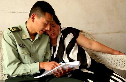 2010年，驻金华某部士官陆磊的未婚妻来部队探亲，两人外出时，被一辆醉驾农用车撞