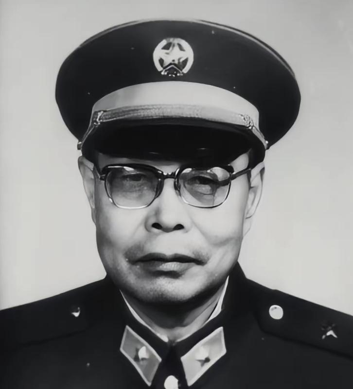1953年，刚从朝鲜回来的师长王扶之搭了辆牛车，赶车老汉只叹气求他打听失散多年的