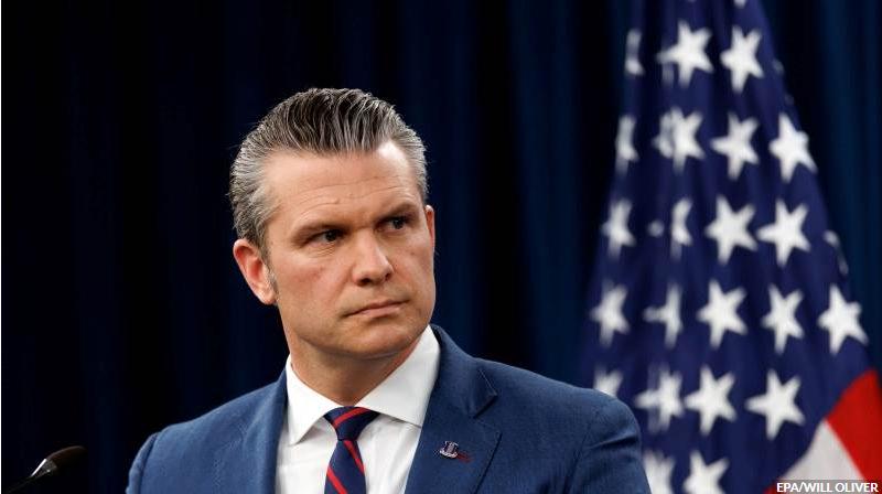 美防长：对伊朗军事行动将持续，库存充足
美国国防部长皮特·赫格塞斯表示，美国拥有