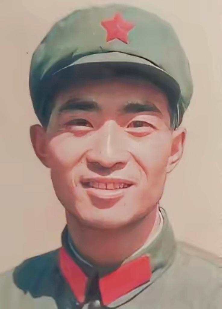 一等功2次，嘉奖11次，"战斗英雄"称号由中央军委亲授。在整个对越自卫反击战中，