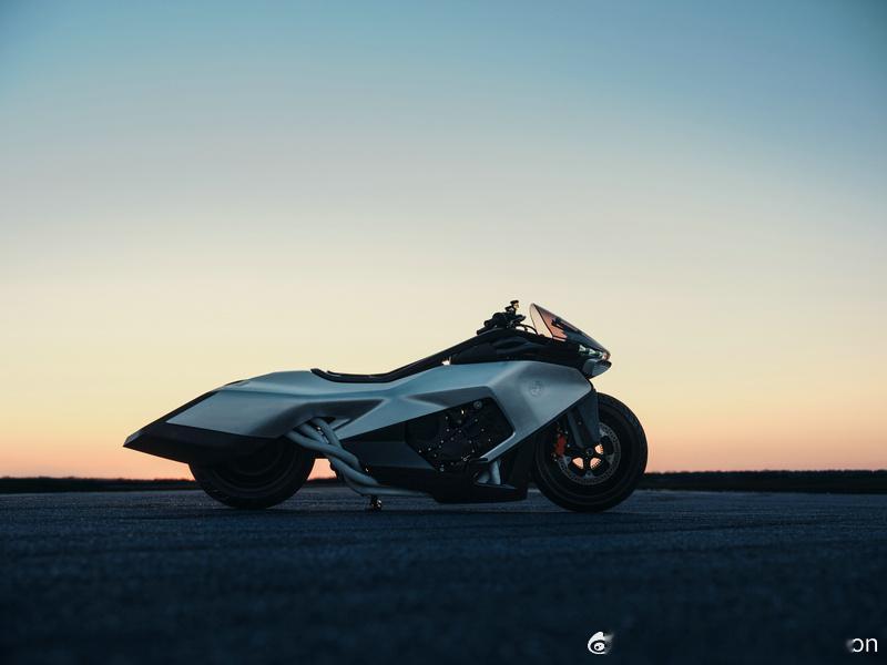 【BMW Motorrad 发布 Vision K18 概念摩托车】在 2026