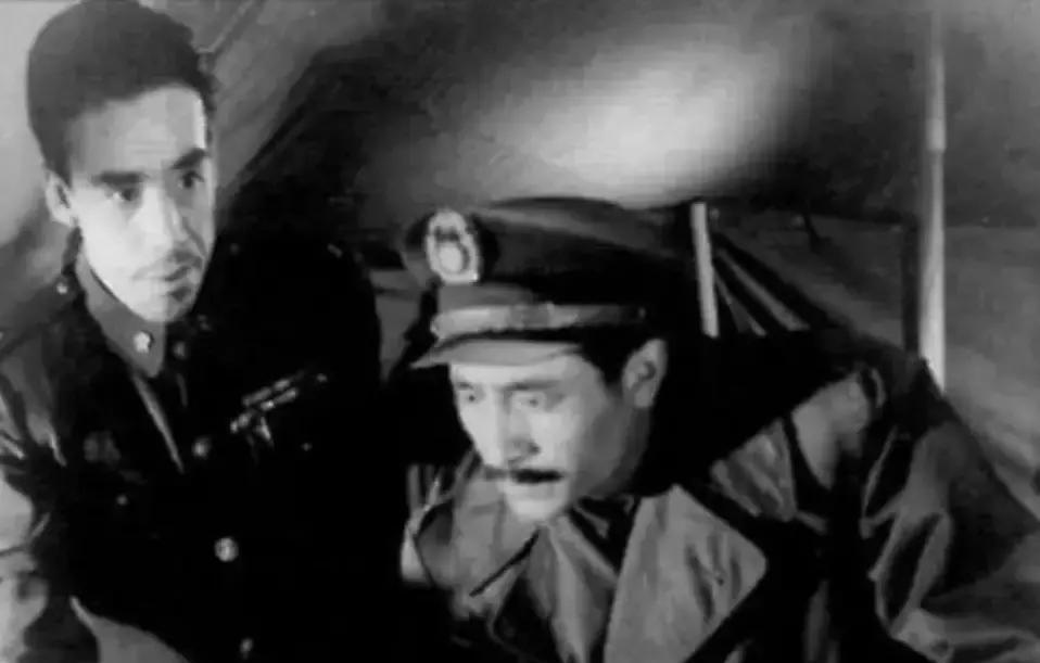 他演反派从没瞪过一次眼，却让全中国观众恨了整整60年！
你要是看过《三进山城》的