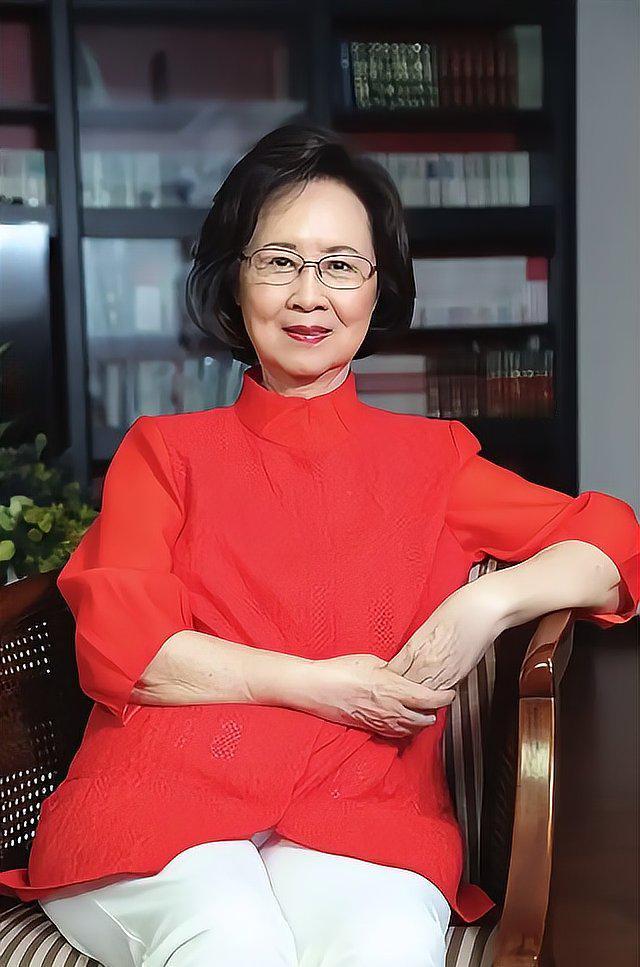 琼瑶离世一周年

琼瑶女士于2024年12月4日离世，如今已满一周年。她的作品不